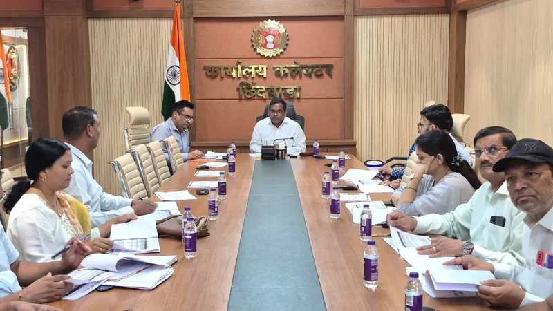 खाद्य सुरक्षा प्रशासन के अंतर्गत जिला स्तरीय सलाहकार समिति की बैठक आयोजित