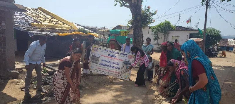 सेवा संकल्प अभियान के तहत स्वच्छता, पौधरोपण एवं नशा मुक्ति अभियान आयोजित